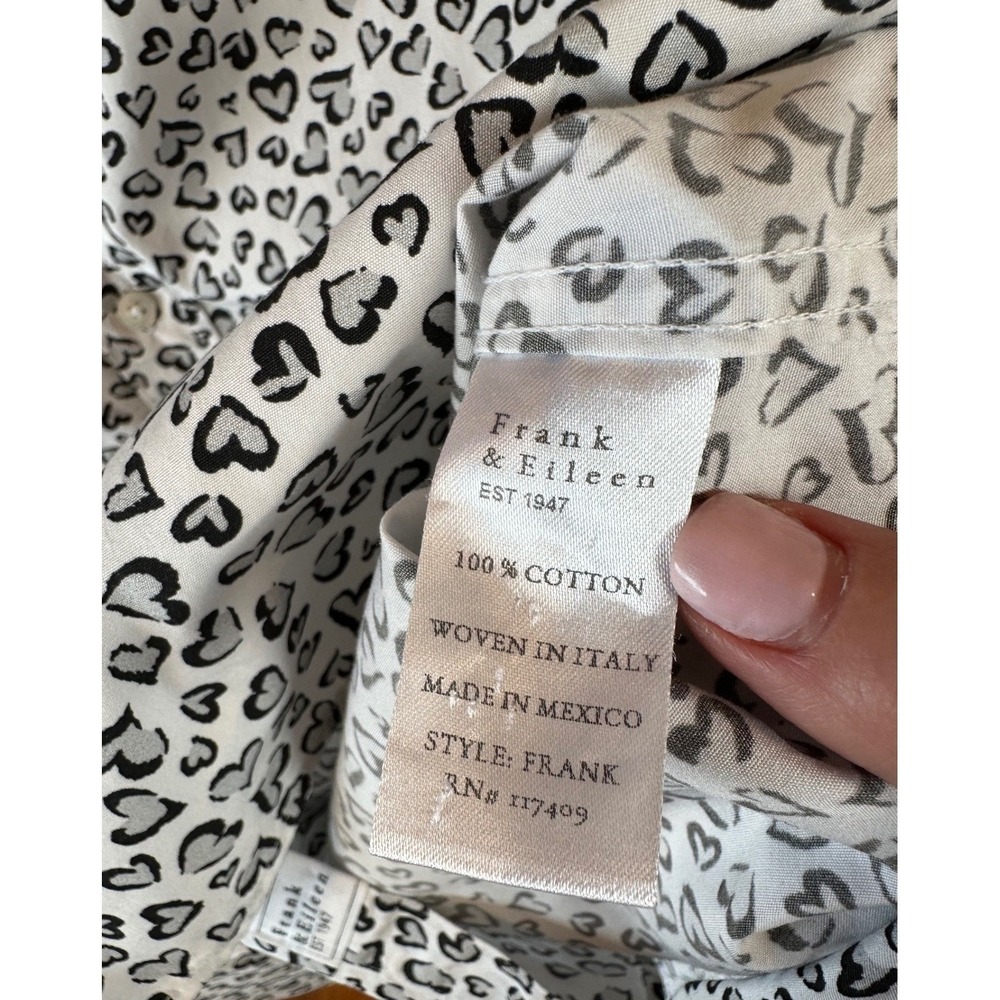 Frank & Eileen FRANK Gray and Black Hearts, Classic Poplin Small - Picture 6 of 7